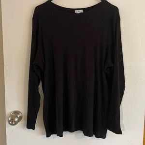 Black long sleeved ribbed shirt